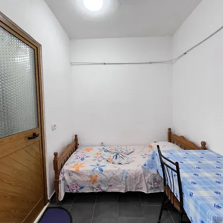 Guest house Hasarooms