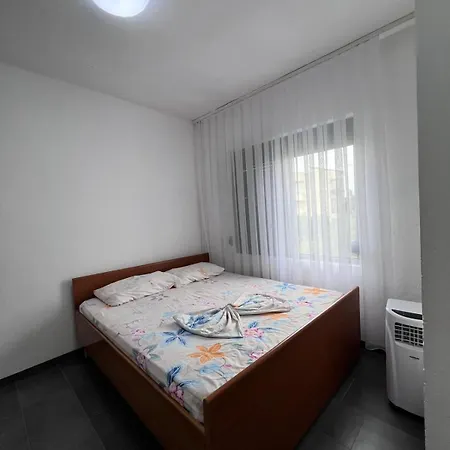 Hasarooms