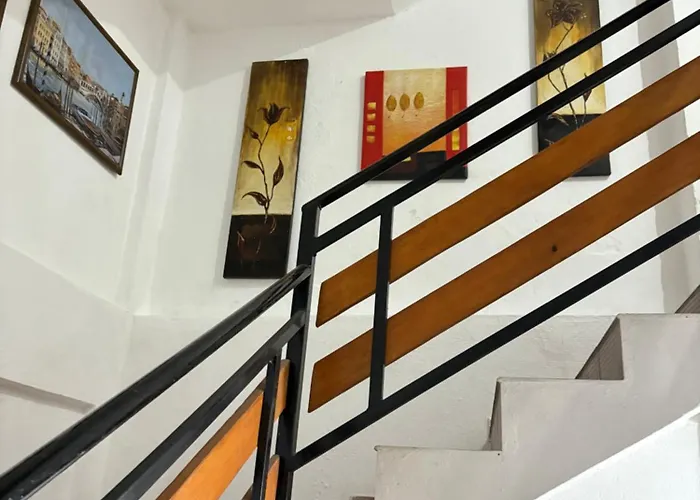 Hasarooms Konukevi *